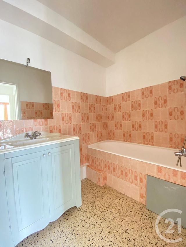 Appartement T3 à louer - 3 pièces - 70.31 m2 - MARSEILLE - 13013 - PROVENCE-ALPES-COTE-D-AZUR - Century 21 Immo-Conseil